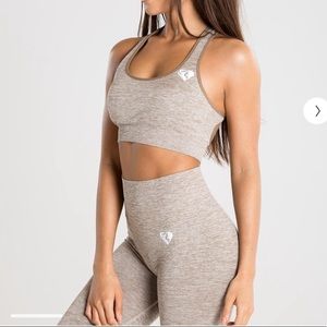 Women’s Best Seamless Set 🤎